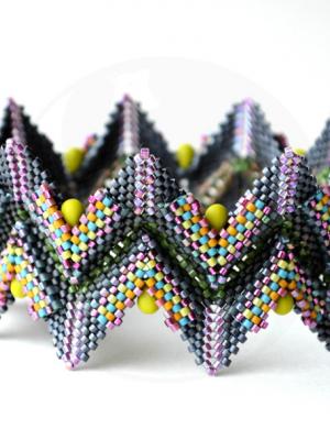Arrows in the Valley Bangle Pattern - Delica beads - Geometric Bead work