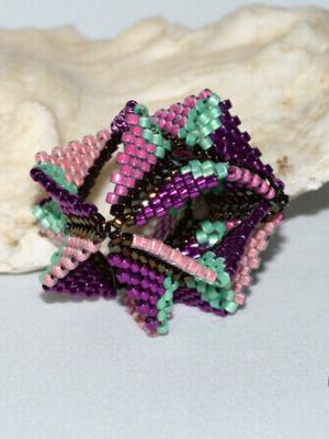 Irregular Hexagon 21 Bauble - Peyote Geometric Shape - Delica beads