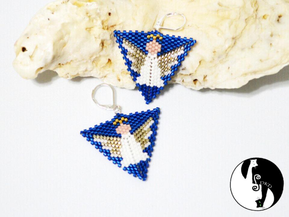 Angel Triangle Pattern, Christmas theme triangle, Peyote triangle, Delica beads