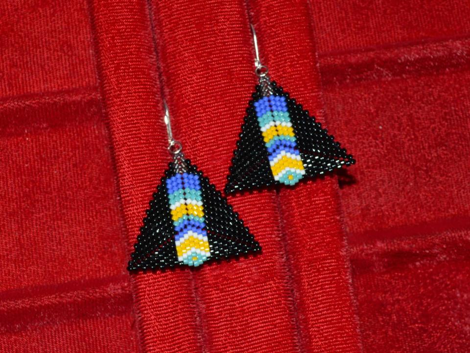 Feather Triangles 1 & 2 Tutorial, Delica Bead Triangle Pattern