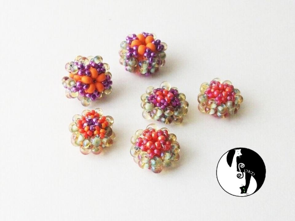 The Bubbly Beaded Bead Pattern - Seed beads, Magatama beads