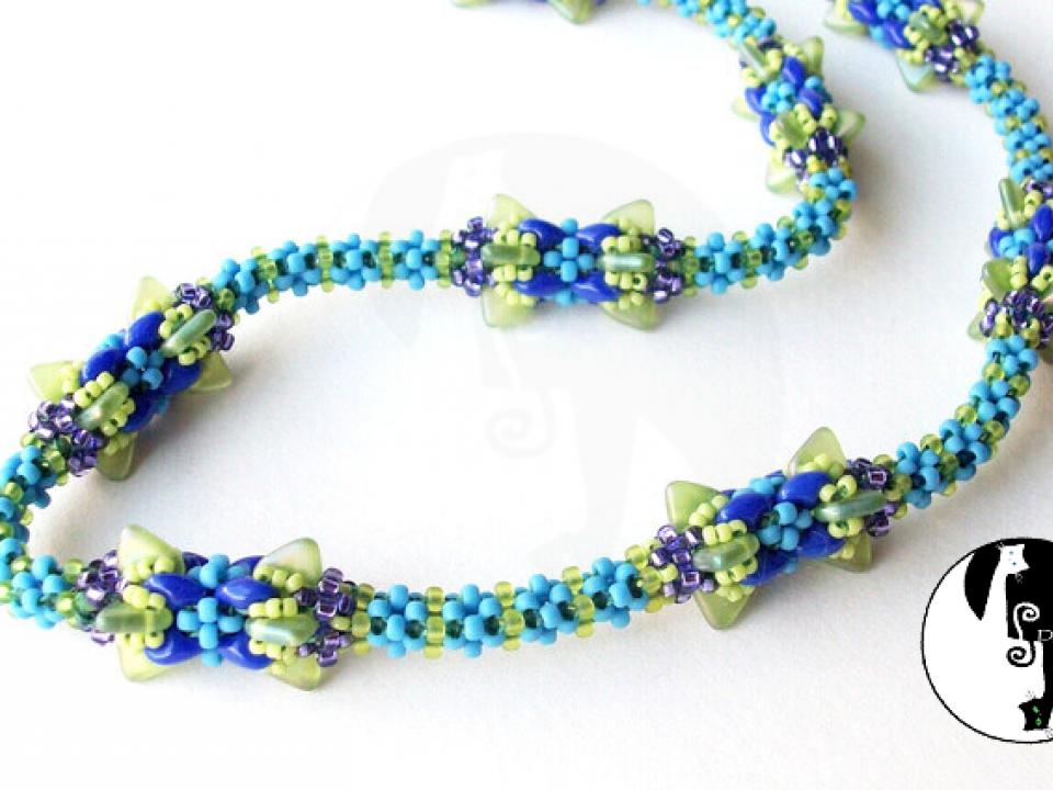 Flaren Beaded Bead Pattern - 2 hole Triangle beads, Superduo beads, Seed beads