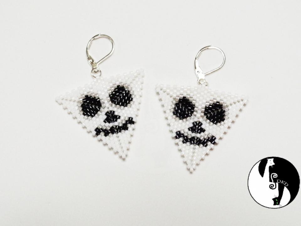 Skeleton Triangle Pattern - Halloween Triangle - Miyuki Delica beads