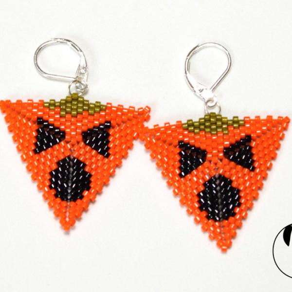 Spooky Pumpkin Triangle - Halloween Triangle #3 - Miyuki Delica beads